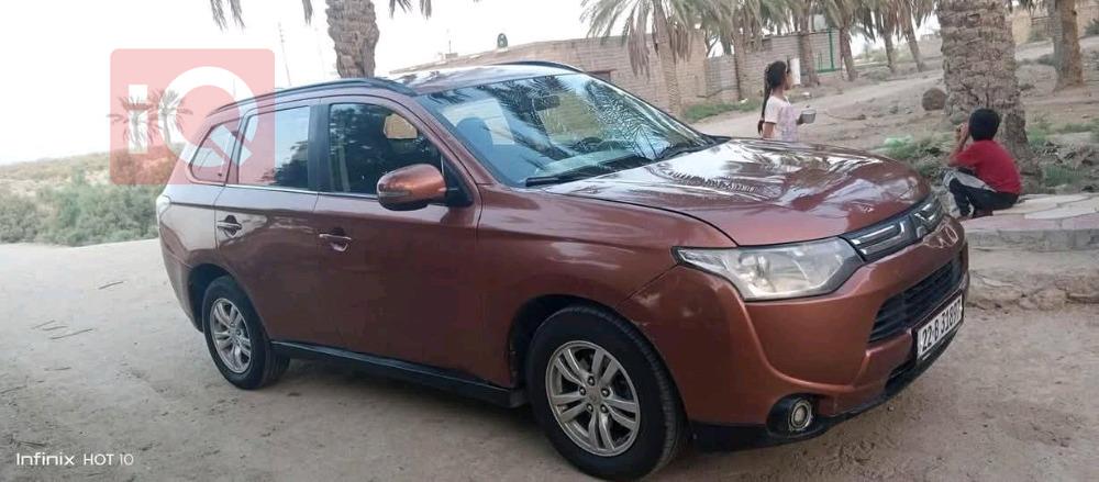 Mitsubishi Outlander